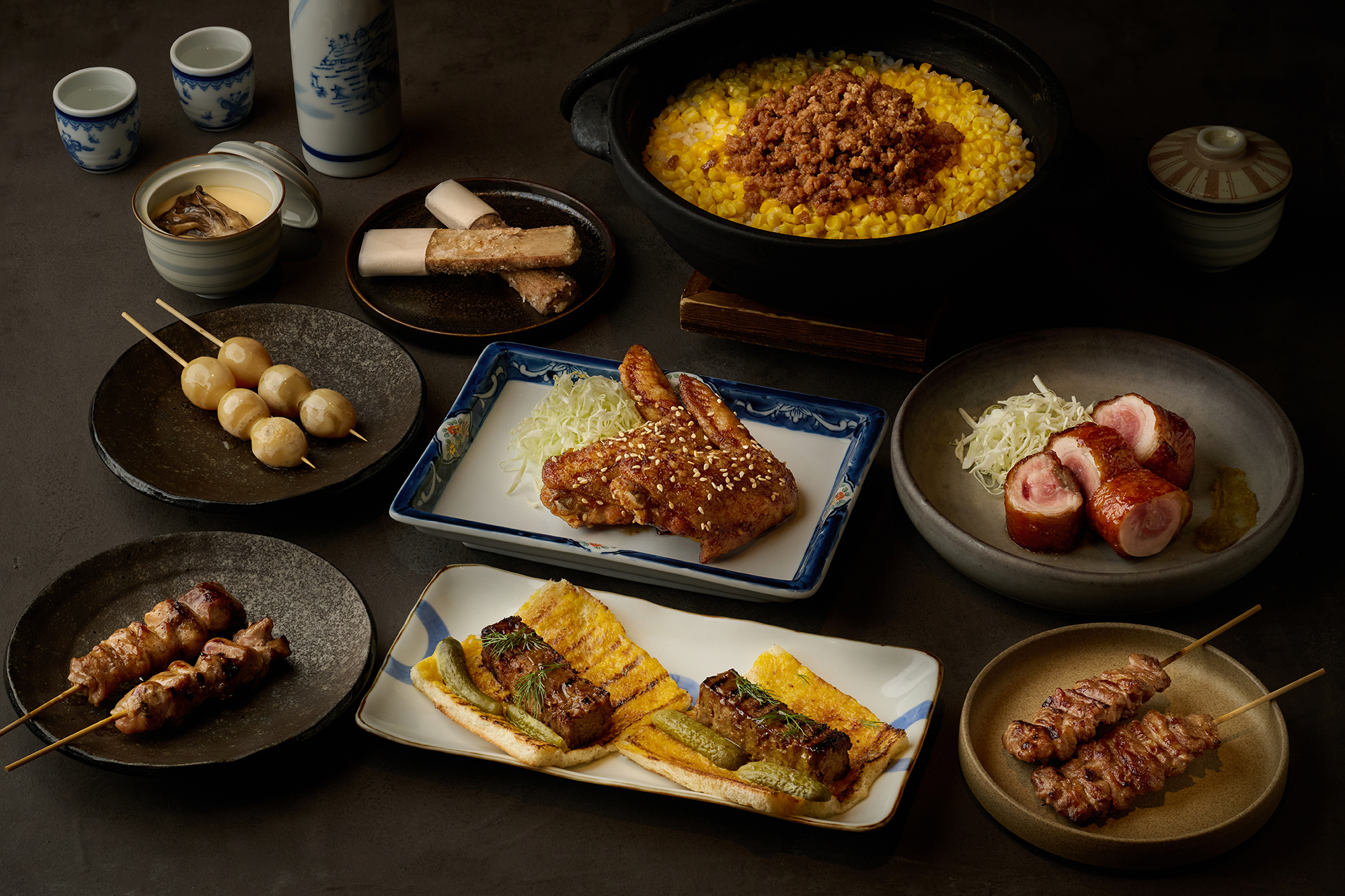 「福岡之夜・雞肉酒場」主題限定饗宴，由來自福岡的主廚笠春介，將割烹精神融入燒鳥技藝，11月起限定推出